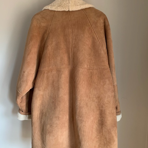 Oversized Vintage Genuine Shearling Jacket - Picture 11 of 11